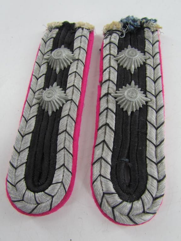 Feuerschutzpolzei Shoulder Boards