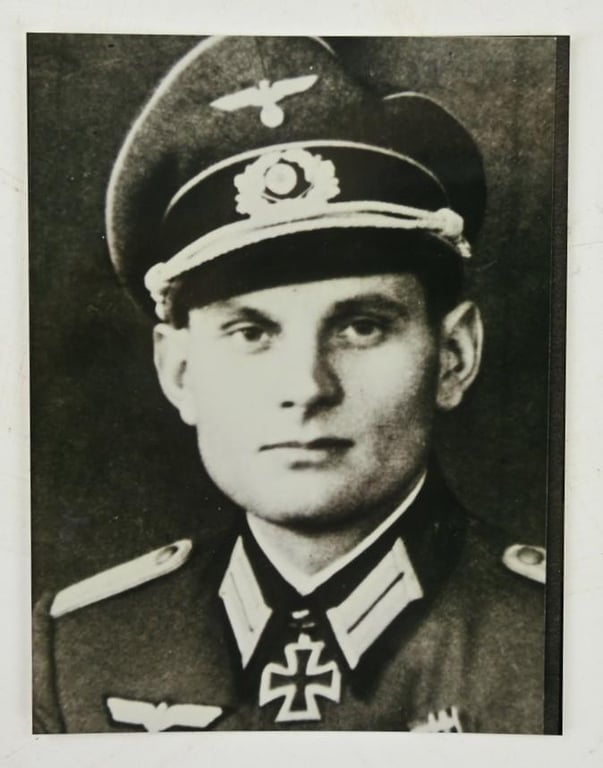 Signature of Luftwaffe KC Recipient 'Fritz Birnbaum'