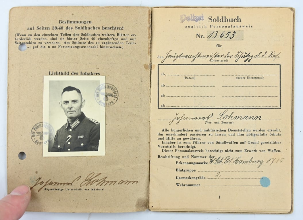 German Polizei Wehrpass 1945