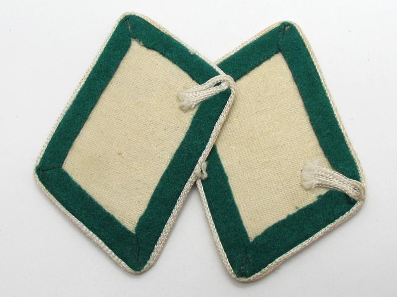 Luftwaffe Field Division collar tabs