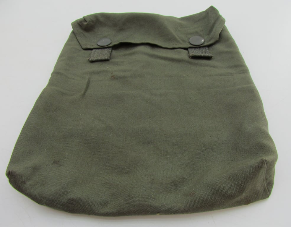 Late war Wehrmacht Gasplane (Gascape) Pouch