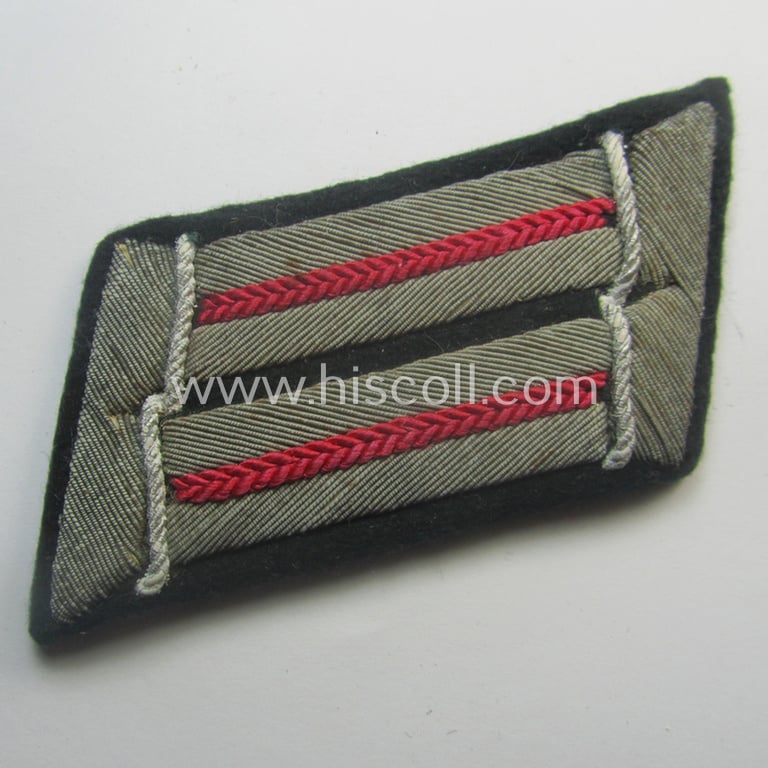 Pair of WH (Heeres) (later-war-pattern) officers'-type collar-tabs (ie. 'Kragenspiegel für Offiziere') as intended for an officer serving within the: 'Veterinär-Truppen o. Generalsstab'