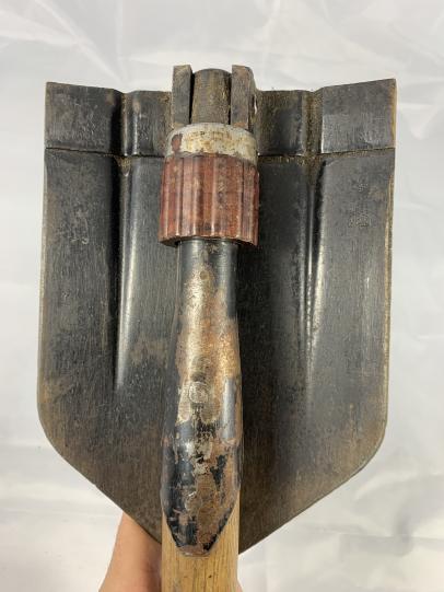 German Folding Shovel with Carrying Case, 2nd Model