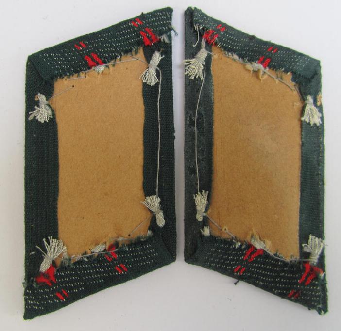 WH (Heeres) pair of (later-war-pattern) officers'-type collar-tabs (ie. 'Kragenspiegel') as was entirely executed in the neat 'BeVo'-weave pattern, as was intended for usage by an officer within the: '(Sturm)Artillerie-Truppen'