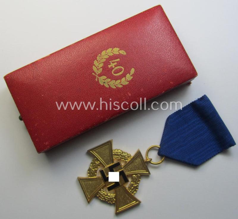 'Treuedienst Ehrenzeichen 1. Klasse' being a neatly maker (ie. '1'-) marked example that comes in its equally maker- (ie. 'Deschler'-) marked etui