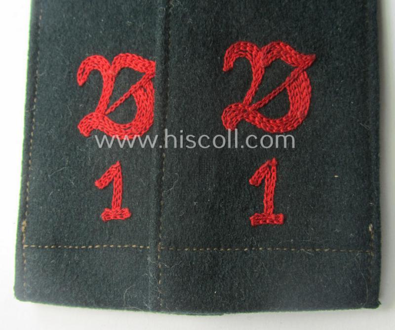 Early- (ie. pre-) war-period WH (Heeres) 'M36'- (ie. 'M40'-) pattern (pointed-styled) 'cyphered', EM-type shoulderstraps as was intended for a: 'Soldat u. Mitglied des Art.-Beobachtungs-Abtlgs.1'