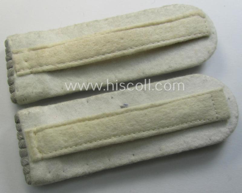'Virtually mint- ie. unissued' pair of neatly 'cyphered', WH (Heeres) officers'-type shoulderboards: 'Leutnant der Infanterie u. Mitglied des Maschinengewehr-Abtlgs. 7'