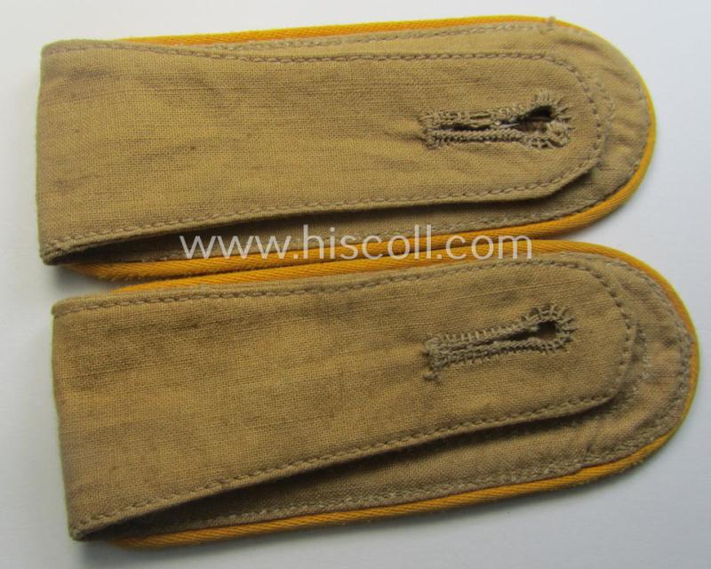 Pair of WH (Luftwaffe) 'tropical-styled' shoulderstraps (as was specifically for usage on the tropical-shirts ie. tunics) as was intended for usage by an: 'Uffz. der Flieger- o. Fallschirmjäger-Trpn.'