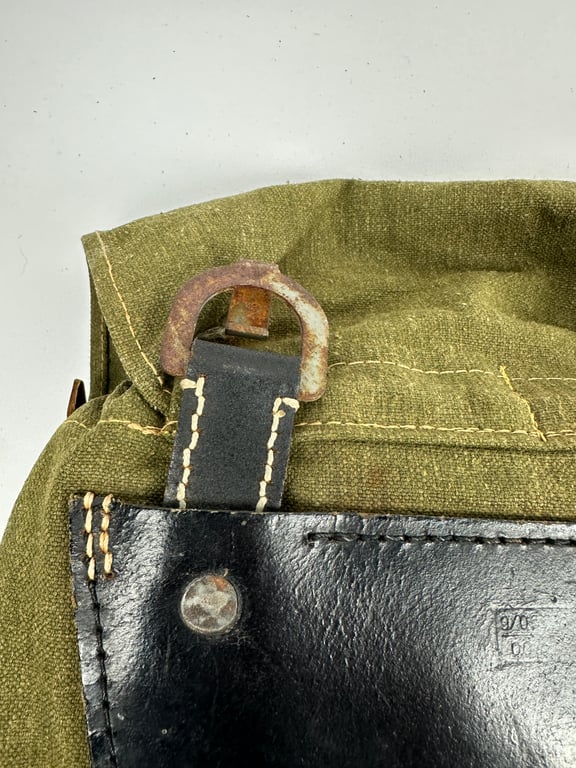 WW2 German late war M44 "Rucksack"