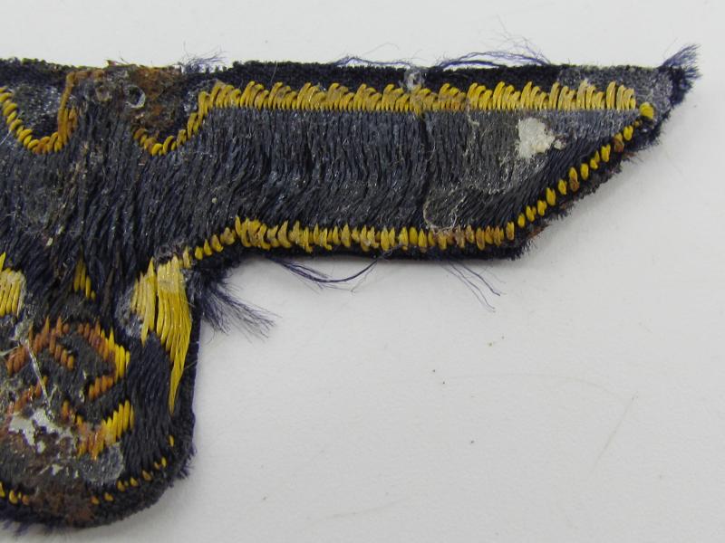 Kriegsmarine blue/gold ‘BeVo’ cap eagle