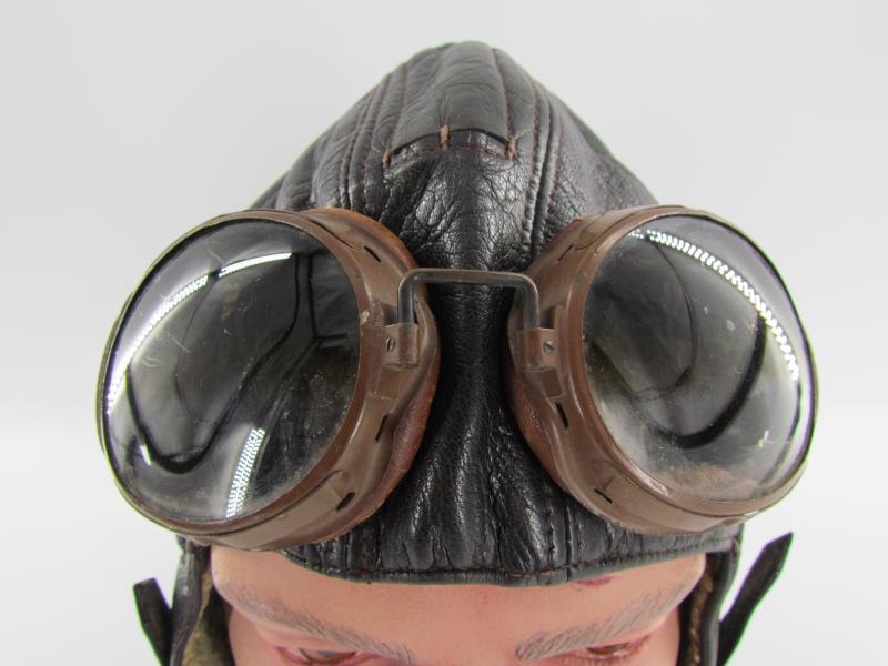 Luftwaffe LKPW101 Flight Crews Leather Winter Helmet With Flight Goggles