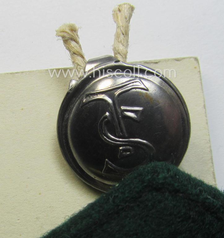 Interesting - and possible unique! - single, TR-period (ie. 1936-dated) 'Schutzenverein'-related (NCO-type) shoulderstrap being a so-called: 'Müsterstück o. Hausmuster' by the company: 'Thiele & Steinert A.G.'