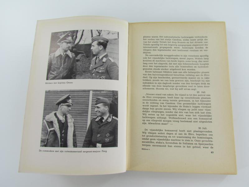 German/Dutch Wartime Book (Mölders en zijn Mannen)