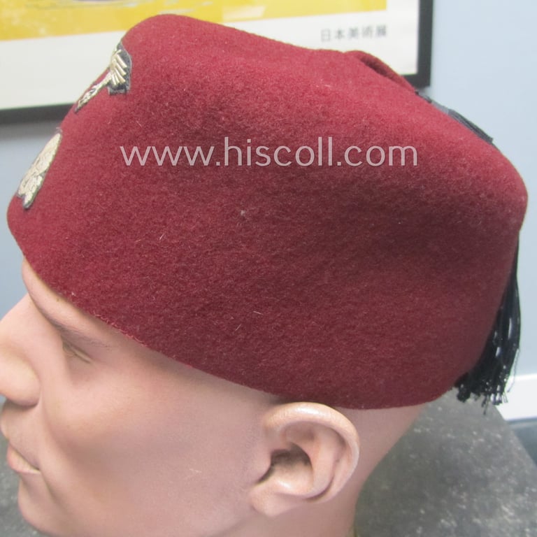 Superb, maroon-red-coloured, Waffen-SS-pattern so-called: 'Fez' having a neat - and fully matching! - silver-grey-coloured- and/or 'BeVo'-woven insignia-set originally- (ie. 'off-factory'-) attached