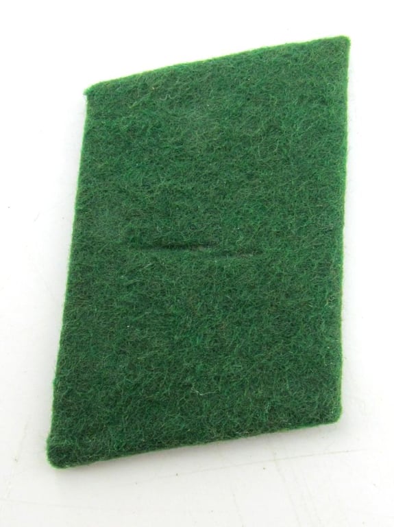 Luftwaffe Field Division collar tabs