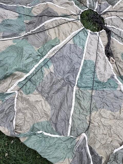 German LW Flare Camo Parachute 10-503 B-1