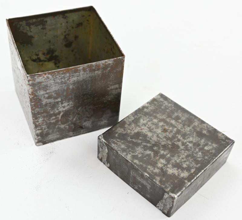 Dutch WW2 Era Thee Tin Can
