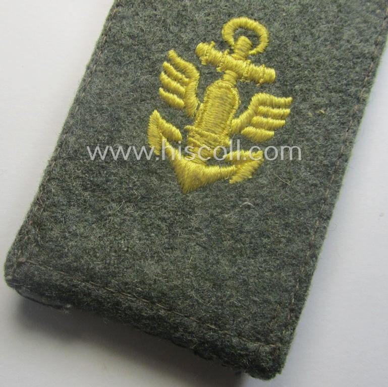 Single, WH (Kriegsmarine) 'cyphered' EM-type shoulderstrap: 'Soldat eines Küsten-Artillerie-Rgts. o. Abtlgs.'