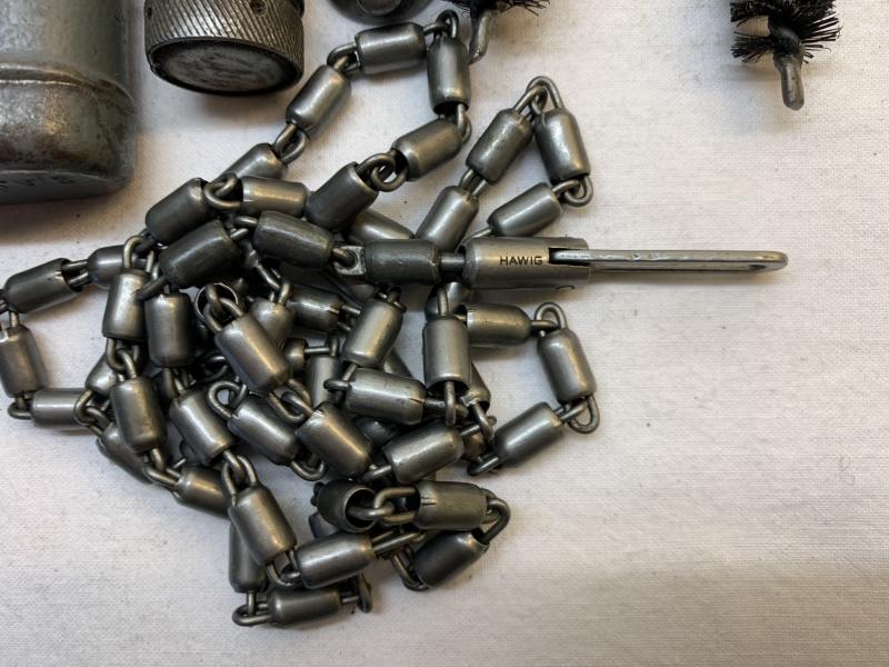 K98 Rifle Cleaning Kit    2/A.R.62  181   -Hawig-