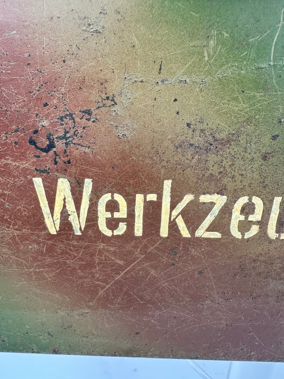 Rare MG34/42 "Werkzeugkasten" 3 tone normandie camo. 1945