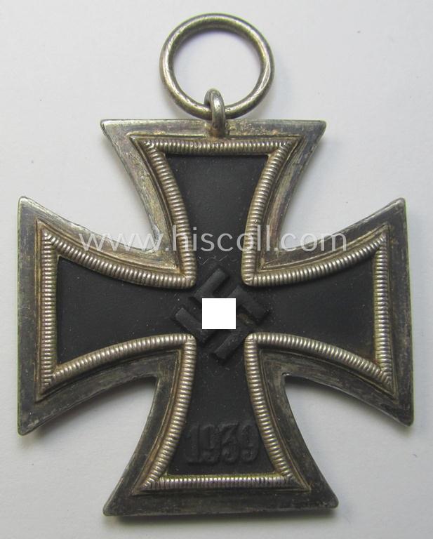 'Eisernes Kreuz II. Klasse' being a clearly maker- (ie. '24'-) marked example by the: 'AG der Hanauer Plakettenhersteller'