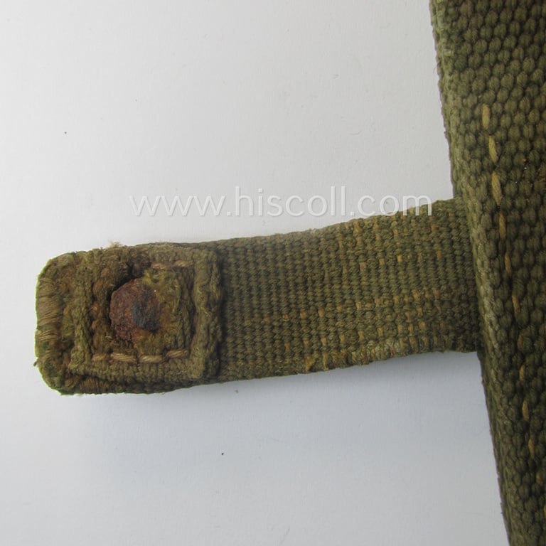 Superb - and rarely seen! - greenish-coloured, 'standard-pattern' (and I deem early-war-period) 'tropical-issued', WH (Luftwaffe) so-called: 'Tragetasche o. Koppelschuh' (ie. frog) as was specifically intended for usage with the LW-survival 'Machete'