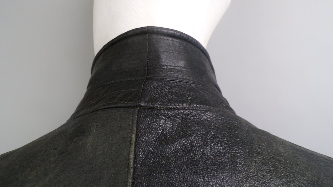 KM Mini-sub or Waffen SS panzer Uniform Part 1