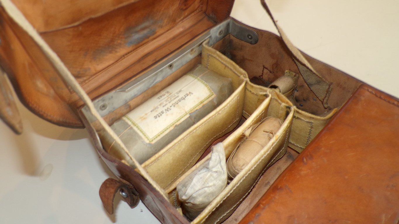 Cavalry Doctor's Leather Saddlebag & Medical Contents