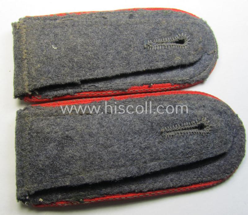 Attractive - and/or fully matching! - pair of WH (Luftwaffe) NCO-type shoulderstraps as was intended for usage by a: 'Wachtmeister o. Feldwebel eines Flakartillerie-Regiments o. Abteilungs'
