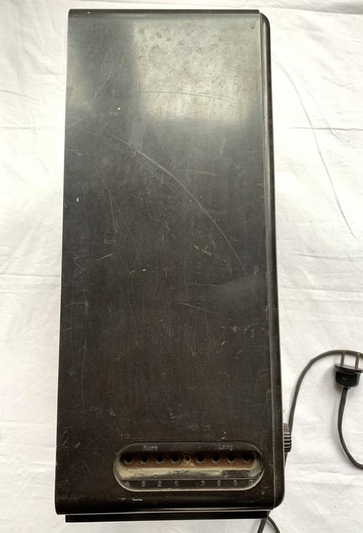 German WW2 Bakelite Radio 'Volksempfanger VE301'