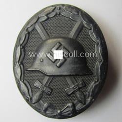 Neat - albeit non-maker-marked and typical non-magnetic! -...