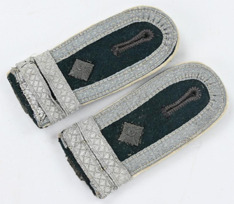 German WH NCO Shoulderboards Infantry