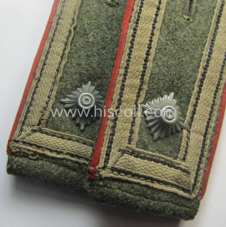 Pair of WH (Heeres) early- (ie. mid-) war period- (ie. 'M41'- ie. 'M43'-pattern) NCO-type shoulderstraps: 'Wachtmeister eines (Sturm)Art.-Abts. o. Rgts.'