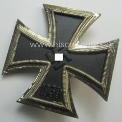 'Eisernes Kreuz 1. Klasse' (ie. Iron Cross 1st...