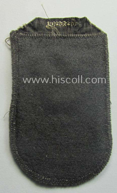 German Red Cross ('DRK' or: 'Deutsches Rotes Kreuz') tunic eagle-device (ie. 'Ärmeladler') as executed in 'BeVo'-weave-pattern