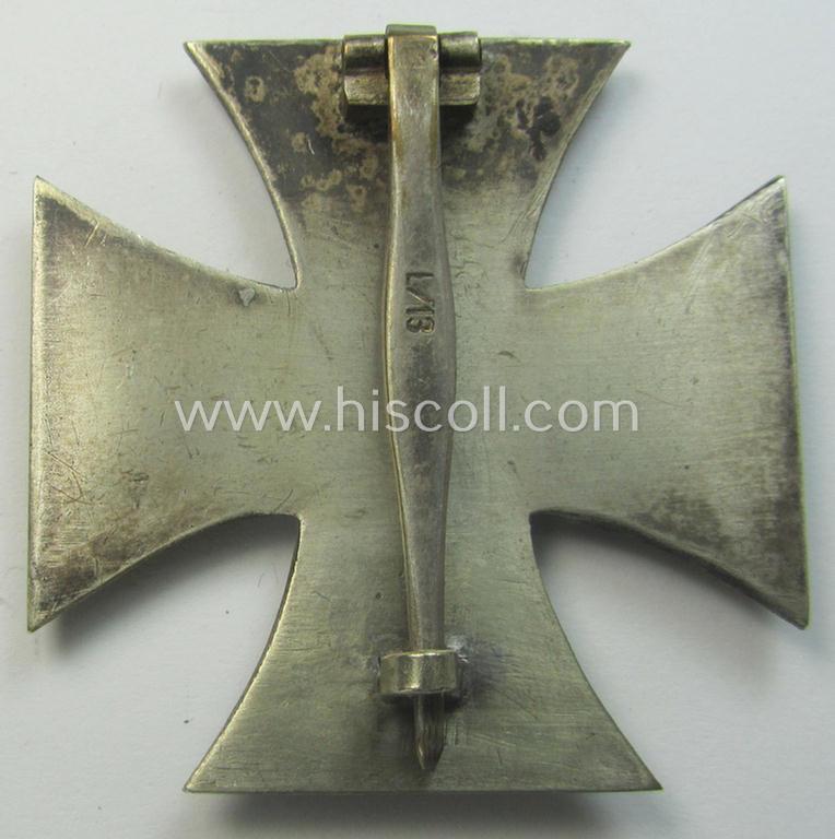 Mid-war-period, 'Eisernes Kreuz 1. Kl.' (or: Iron Cross 1st class), being a neatly maker- (ie. 'L/13'-) marked example (having a repaired catch) as was produced by the 'Hersteller' (ie. maker) 'Paul Meybauer'