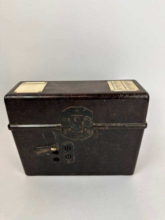 Nice original German WW2 FF33 Field Telephone (Feldfernsprecher 33) 1940