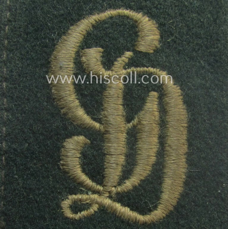 Superb - regrettably single but nevertheless rarely encountered! - WH (Heeres), early-war-period (ie. 'M41'-pattern styled-) EM-type shoulderstrap for usage by a: 'Soldat u. Offiziersanwärter eines Inf.-Rgts. der “Grossdeutschland”-Div.'