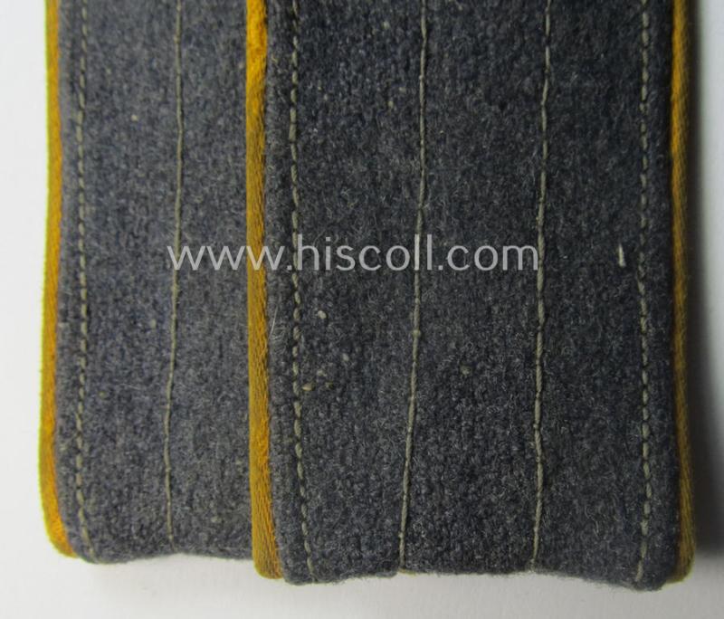 Pair of later-war-period, so-called: 'M44'-pattern, simplified WH (Luftwaffe) EM-type shoulderstraps as was intended for usage by a: 'Soldat der Flieger o. Fallschirm-Trpn.'