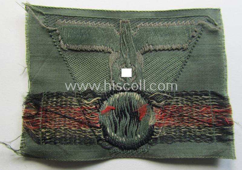 WH (Heeres) so-called: 'M43-pattern') cap-eagle/cocarde (ie. cap-trapezoid) as was specifically produced for usage on the so-called: 'M-43'-model field-caps (ie. 'Einheitsfeldmützen')