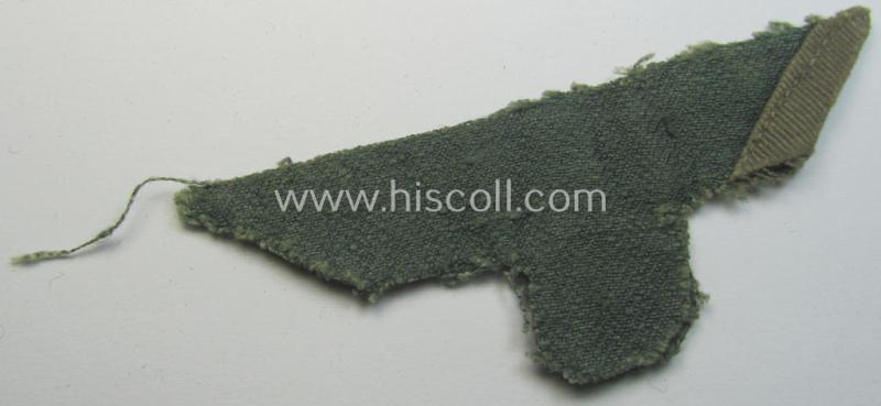 'Cut-out-of-a tunic' WH (Heeres) breasteagle (ie. 'Brustadler für Mannschaften u. Uffz.')