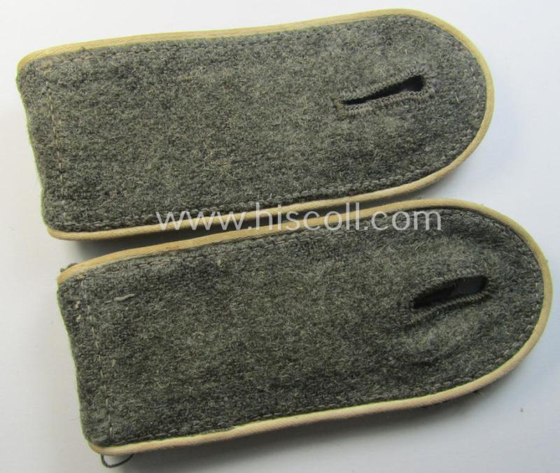 Superb - fully matching and just moderately used! - pair of WH (Heeres) 'M40'- (ie. 'M43'-) pattern, WH (Heeres) EM-type shoulderstraps as was intended for usage by a: 'Soldat der Infanterie-Truppen'