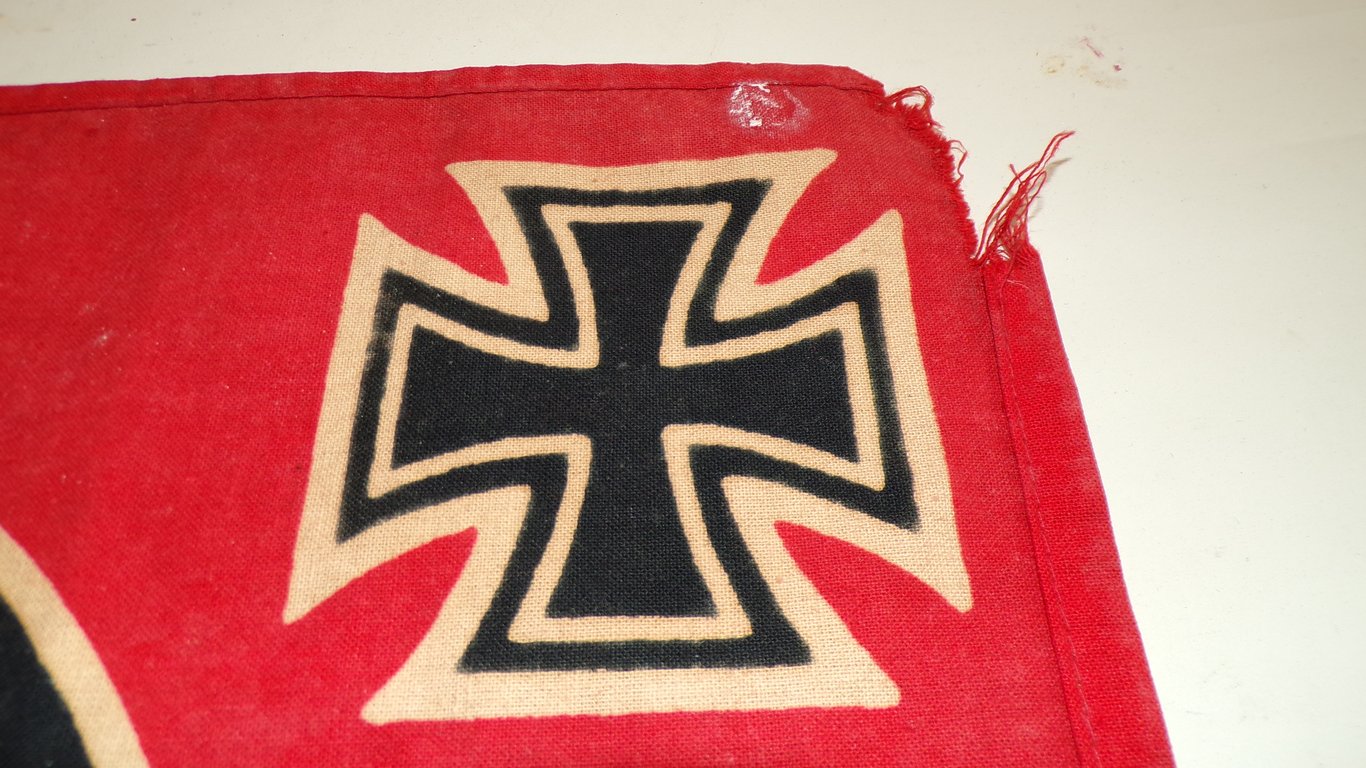 Reichskriegsflagge Ultra Rare size 50 x 35 CM