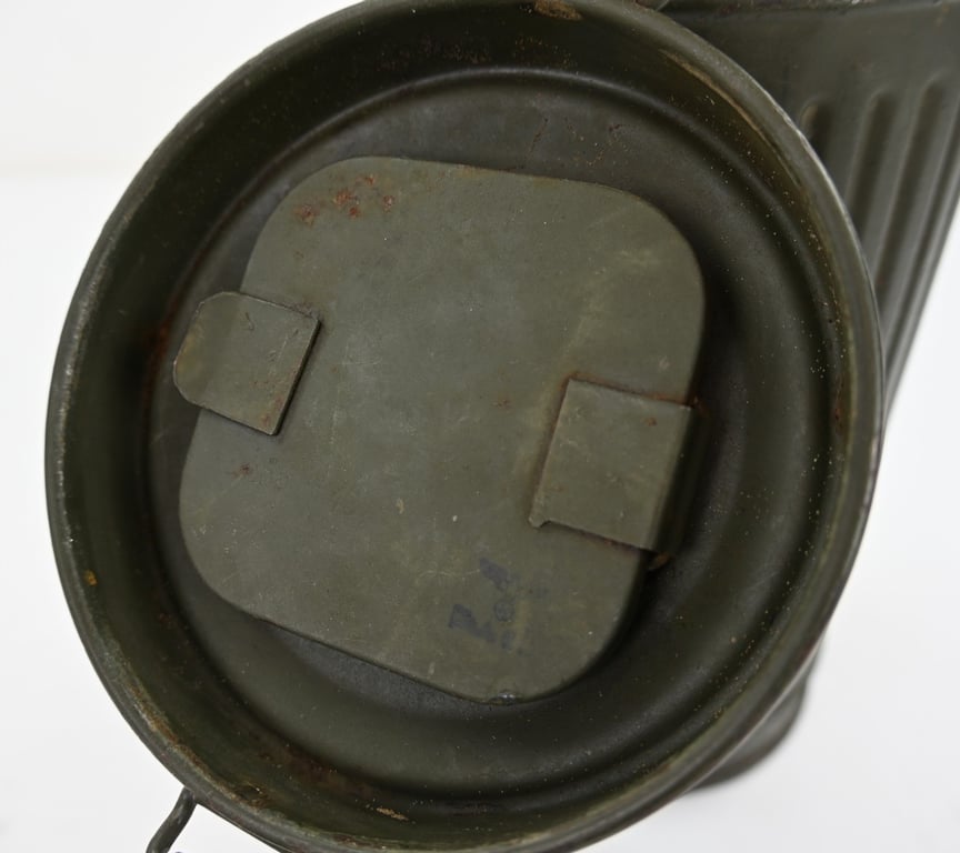 German Wehrmacht (Heer) M31 Gasmask & Cannister.