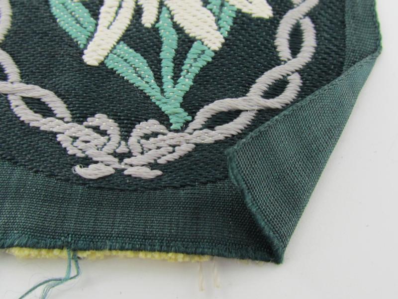 Wehrmacht Gebirgsjäger Edelweiss ‘BeVo’ sleeve badge