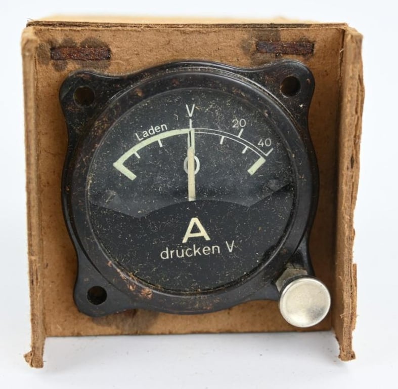 German LW Boxed Electric Charge Instrument