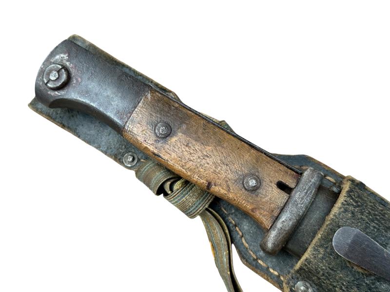 K98 Bayonet 'Riveted Grips'
