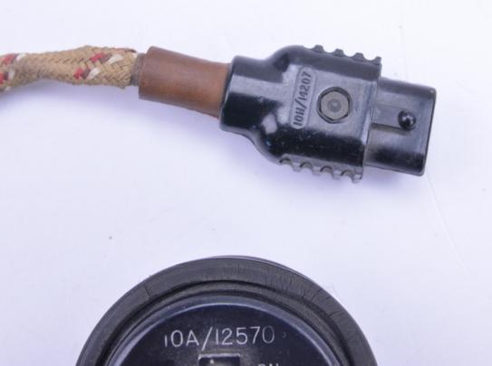 British WW2 RAF E-type Microphone Oxygen Mask