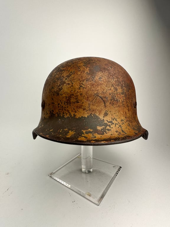 Untouched M40 Luftwaffe "Dak/Tan Camo"Helmet