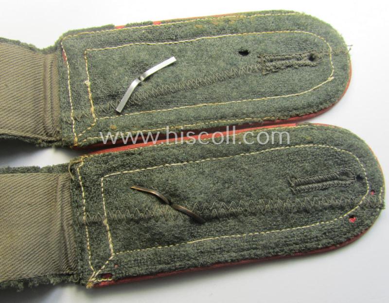 Pair of WH (Heeres), early- (ie. mid-) war period- (ie. 'M40 o. M43'-pattern) NCO-type shoulderstraps as was intended for a: 'Feldwebel eines Panzer- o. Panzerjäger-Abts. o. Rgts.'